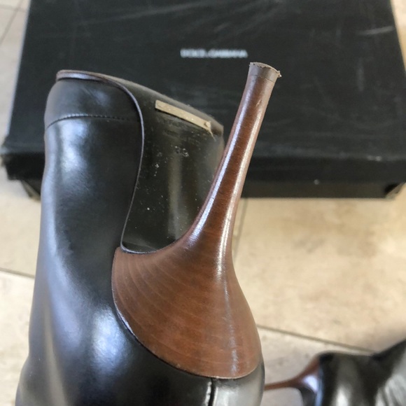 ❤️sold❤️authentic Dolce & Gabbana leather boots - Picture 7 of 7